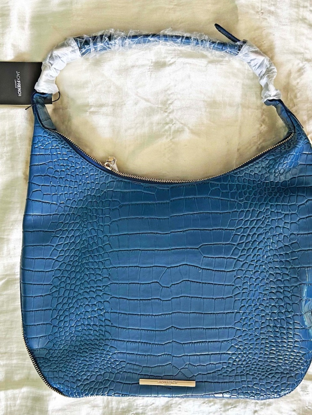 HOBO, CALD LEATHER, MEDIUM BLUE CROC EMBOSSED, 15 x 12 x 5 INCHES, TOP ZIPPER,